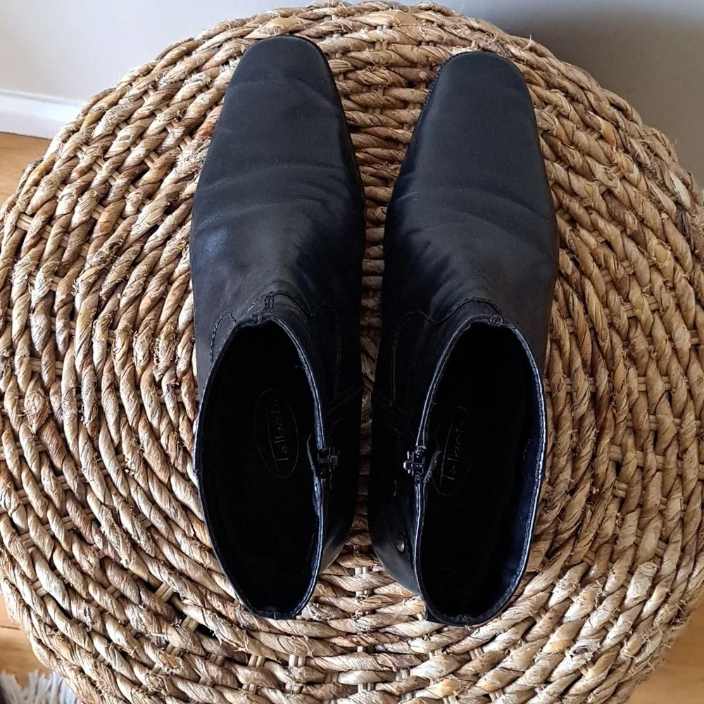Talbots Womens Black‎ Leather Side Zip Square Toe Low Heel Ankle Booties S-7.5